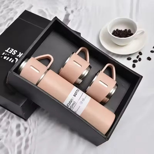 No más bebidas frías o calientes cuando no deben serlo. La solución está en tus manos. TERMO QUE TE INCLUYE 3 TAZAS DE ACERO